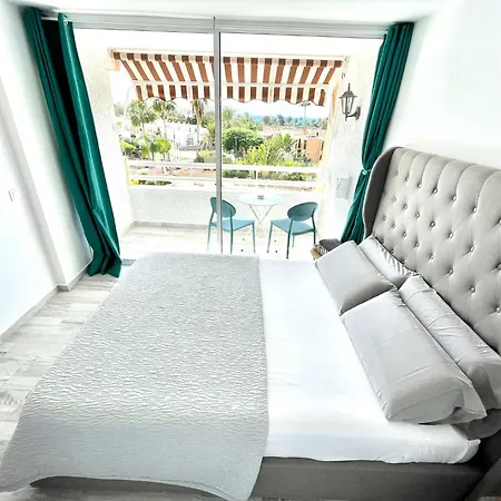 Apartmanhotel Borinquen Vista Mar 4*
