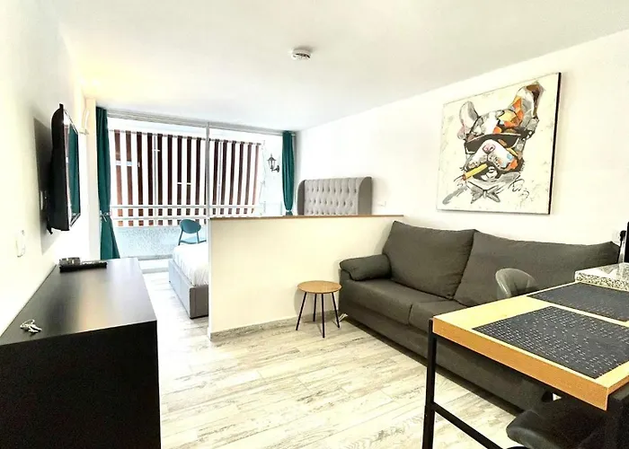 Borinquen Vista Mar Apartahotel